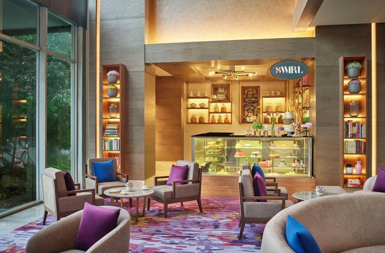 Vivanta Kolkata Em Bypass Екстериор снимка The Swirl Lounge at the airport